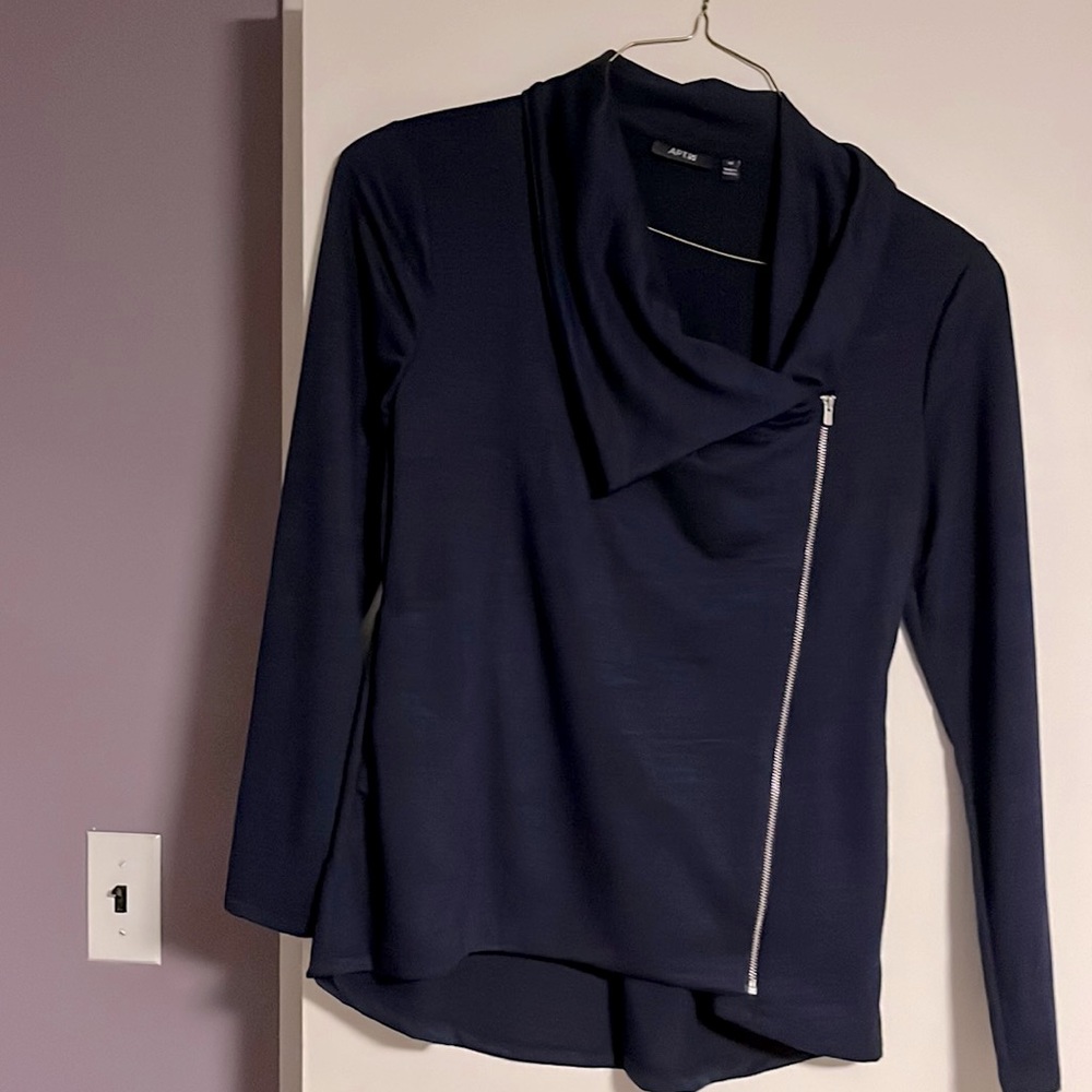 Long sleeve jacket